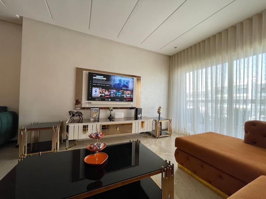 Appartement De Luxe A Peninsula Казабланка Екстериор снимка