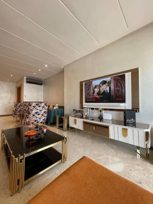 Appartement De Luxe A Peninsula Казабланка Екстериор снимка