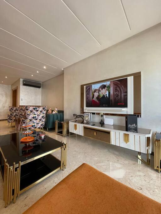 Appartement De Luxe A Peninsula Казабланка Екстериор снимка